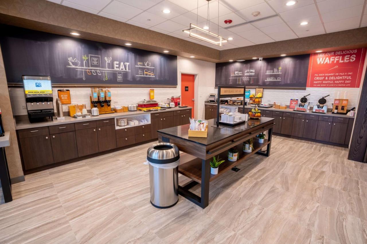 Hampton Inn By Hilton Huntley Chicago Екстер'єр фото